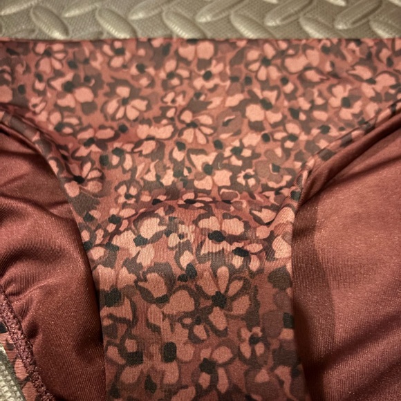 NWT ATHLETA Clean Medium Bikini Bottom IN Camo Flora Decadent Chocolate XXS - Picture 4 of 10